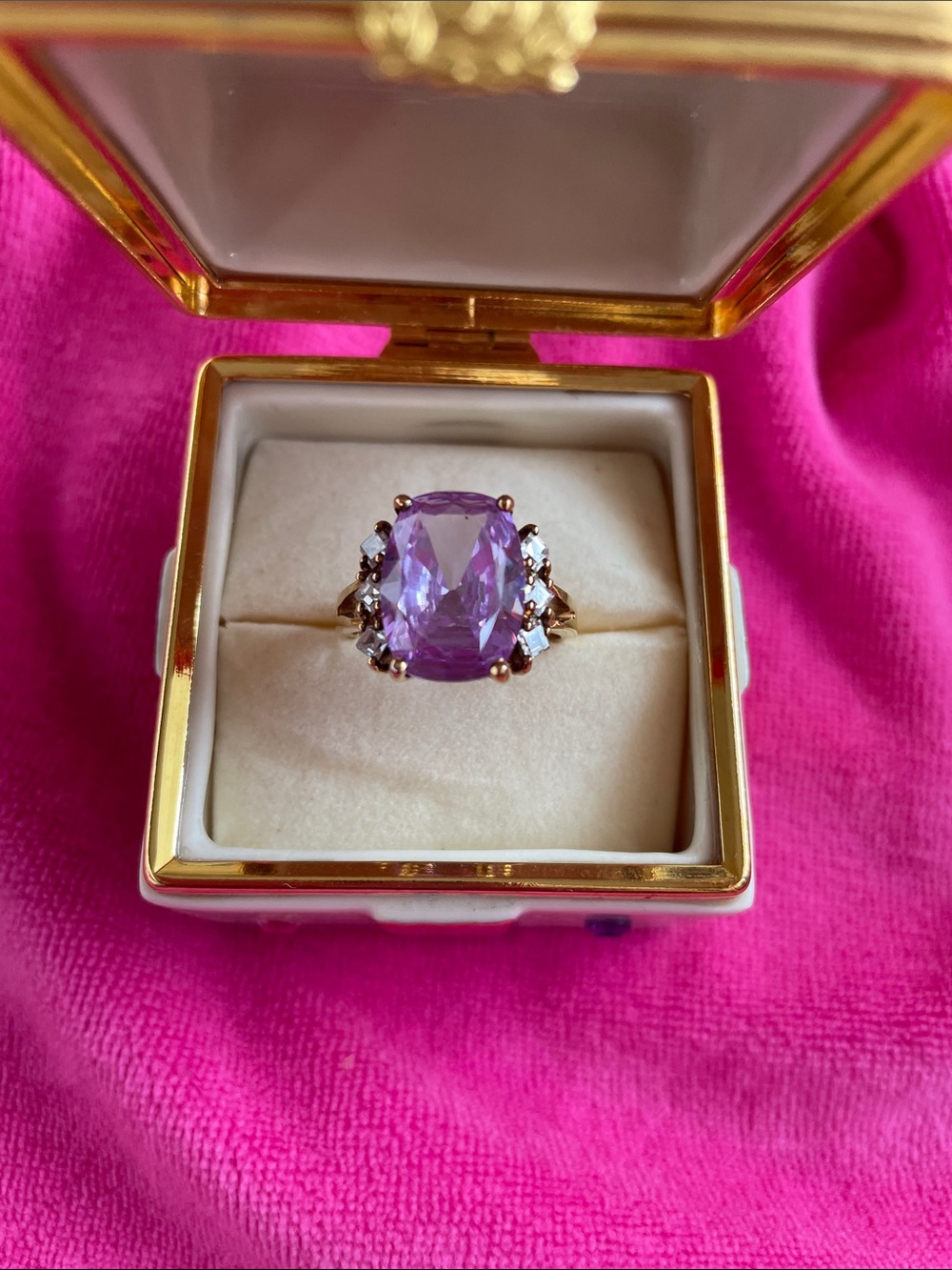 Vtg. 925 Sterling Silver Gold HC Hollywood Collection Cushion-Cut Amethyst Ring - Picture 7 of 11